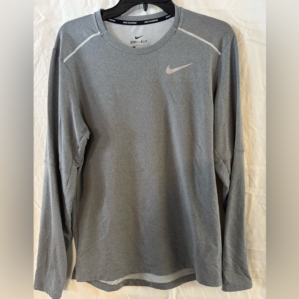 Nike Men's Gray Dri-FIT Long Sleeve Shirt